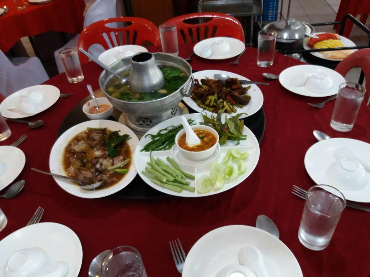 호텔 페치카셈 그랜드 수린 외부 사진
